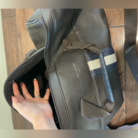 Ted Baker duffel bag - Picture 4 of 4